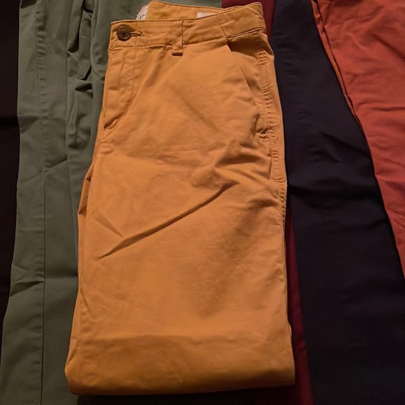 Gap Chino Lot - Picture 8 of 15